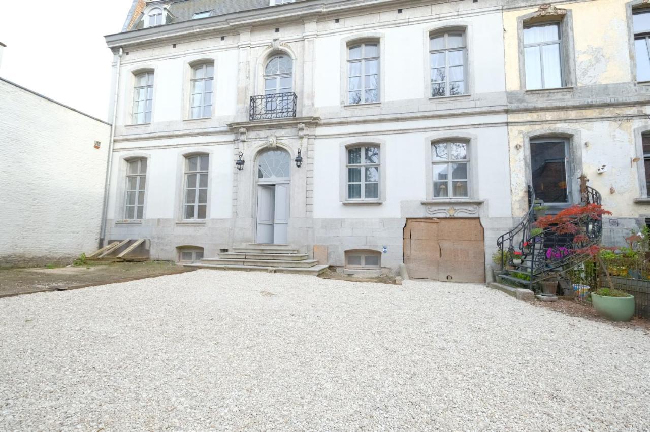 مونس La Maison De La Duchesse De La Valliere - Parking Prive Gratuit المظهر الخارجي الصورة